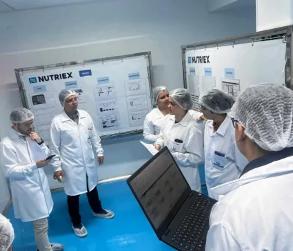 Equipe da Nutriex em treinamento de onboarding da plataforma Cogtive